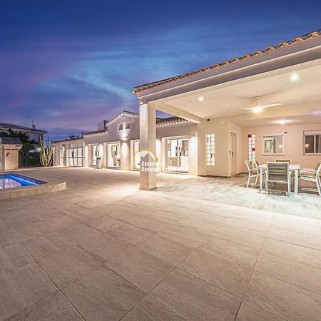 Villa Pyeranch トレビエハ エクステリア 写真